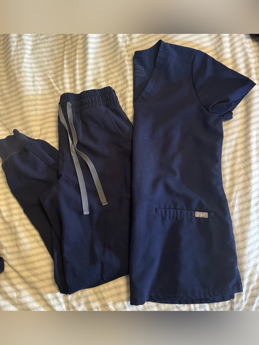 FIGS High Waisted Scrub Set